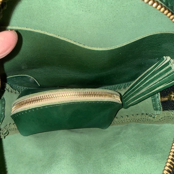 Portland Leather Emerald Crossbody Bag Set - Picture 13 of 16